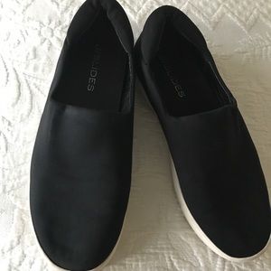 Black J Slides